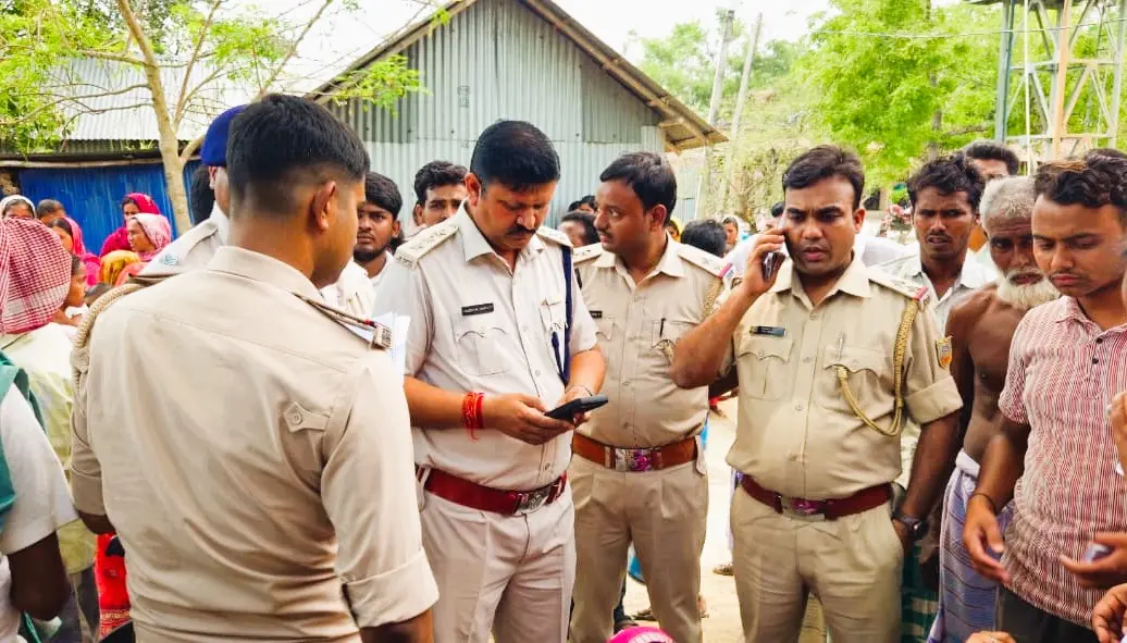 गंगा किनारे से महिला का शव बरामद