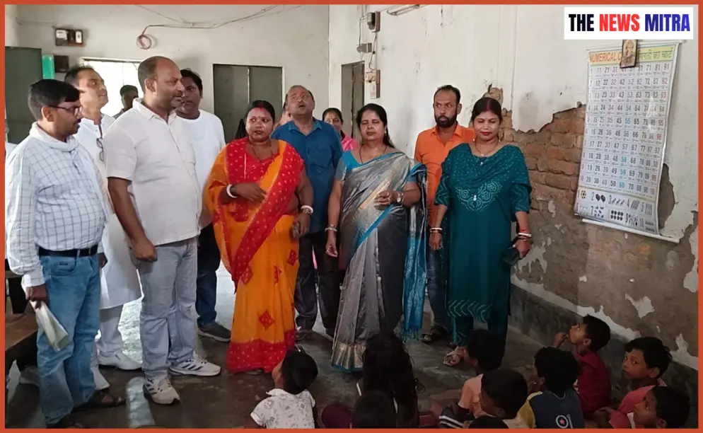 निरिक्षण के दौरान राज्य खाद्य आपूर्ति आयोग की प्रभारी अध्यक्ष व अन्य